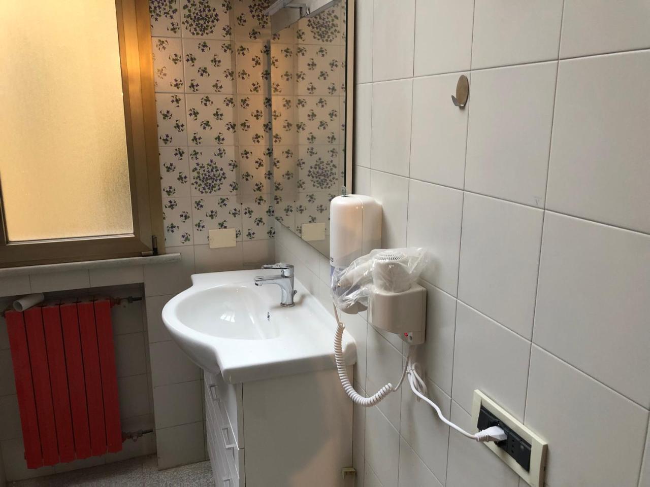 8- Tourist House Bologna - Light House - Self Check-In Apartment Екстериор снимка