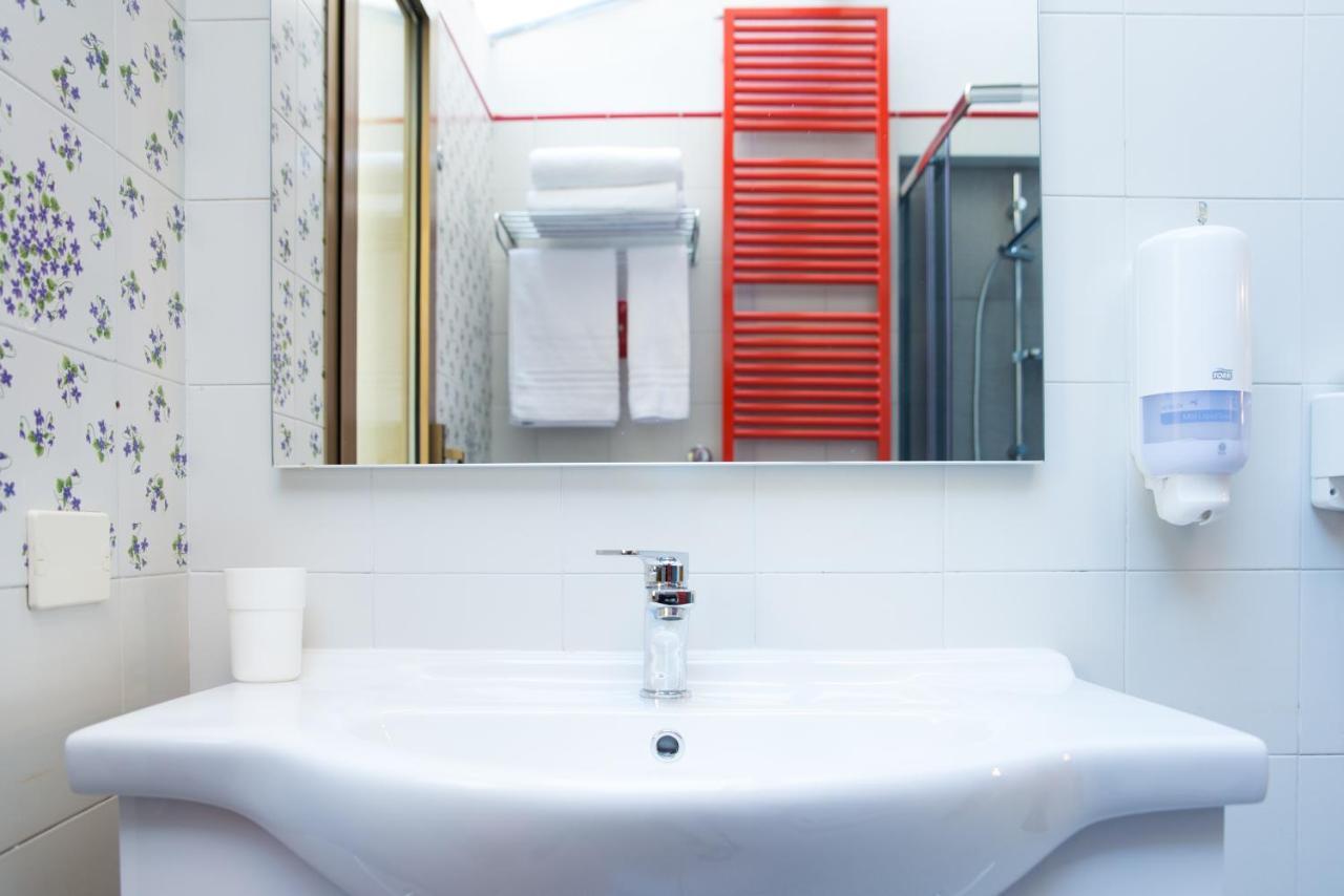 8- Tourist House Bologna - Light House - Self Check-In Apartment Екстериор снимка