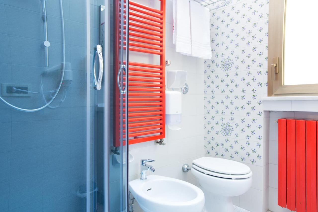 8- Tourist House Bologna - Light House - Self Check-In Apartment Екстериор снимка